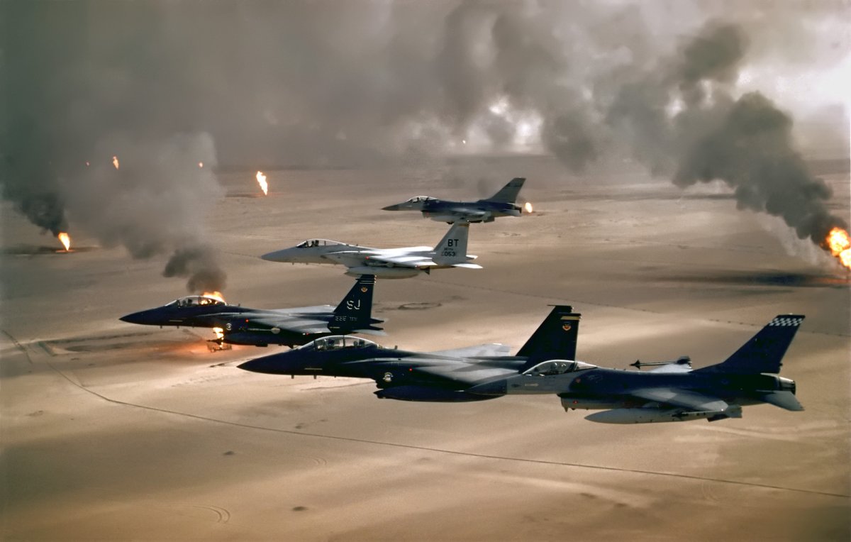 Desert Shield Becomes Desert Storm