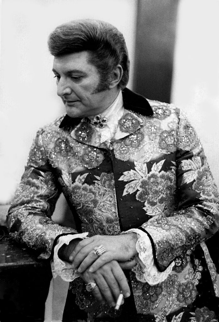 Liberace Dies of AIDS