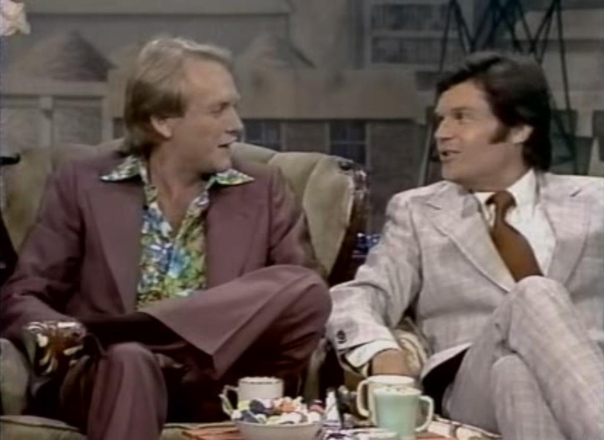 Martin Mull (left) as Barth Gimble