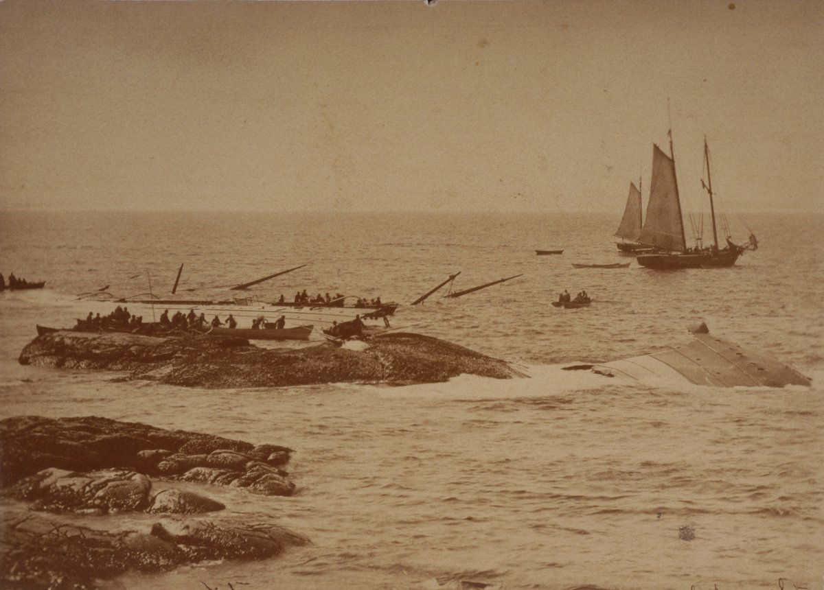 Bodies and cargo being recovered from the wreckage of the RMS Atlantic