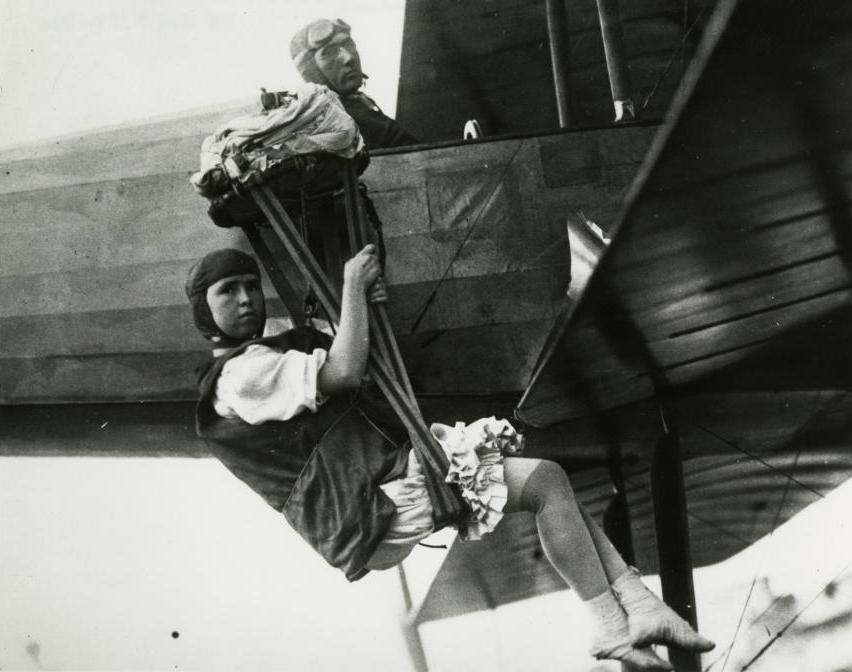 First Woman to Parachute from an Airplane