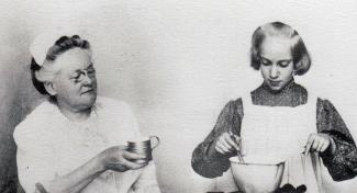 Farmer teaching cooking to a young student