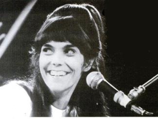 32-Year-Old Karen Carpenter Dies From Anorexia