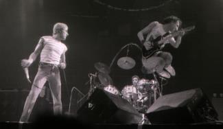 Kenney Jones drumming for The Who