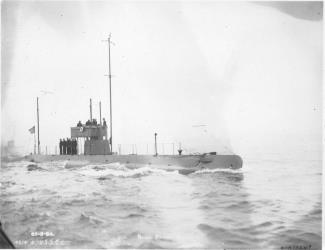 USS E-1 (SS-24)